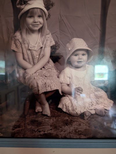 Alura and Aspen Dutton