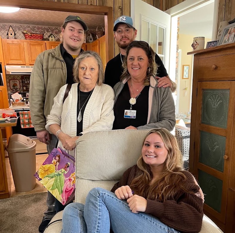 Isaac Hawkins, Janet White Mutter, Shane Mutter, Chassity White McCracken, and Marlee Mutter.jpg