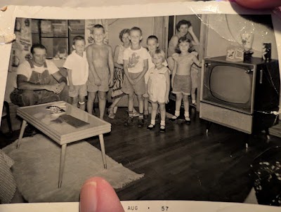 Gladys, Teresa, Carol, Gary, Roger, Ruby Wright White, Ricky, Jerry, and Okey