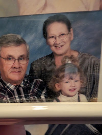 Jerry and Beth Dutton with Granddaughter - Mary Lynn
