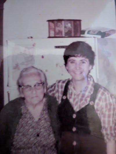 Elizabeth Caroline Buskill White and Teresa White Dutton