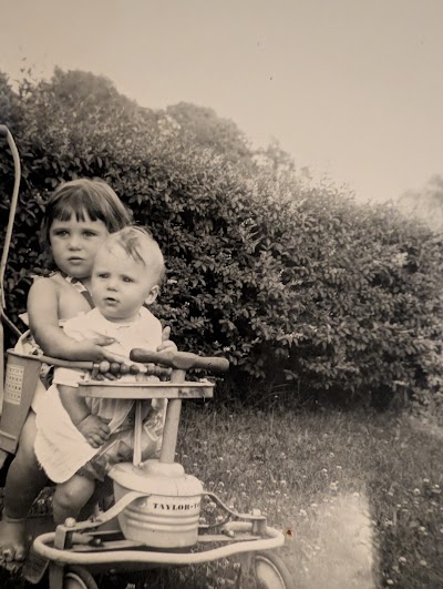 Teresa and Carol White (2)